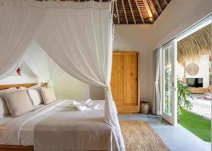 Zayya By Optimum Bali - 800 M To & Kudeta - Oberoi Villa *
