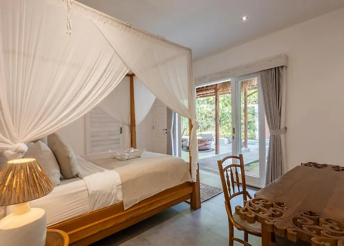 Zayya By Optimum Bali - 800 M To & Kudeta - Oberoi Villa Seminyak (Bali)