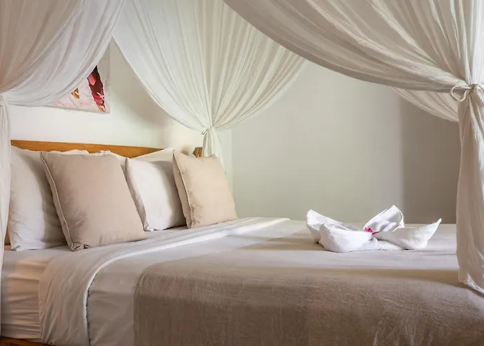 Zayya By Optimum Bali - 800 M To & Kudeta - Oberoi Villa *
